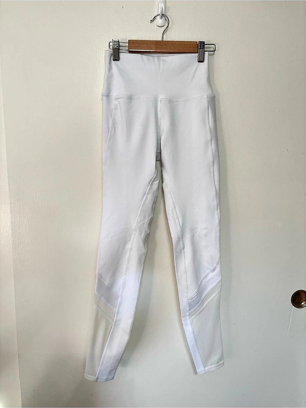 Alo Legging White XS Like New Leggings